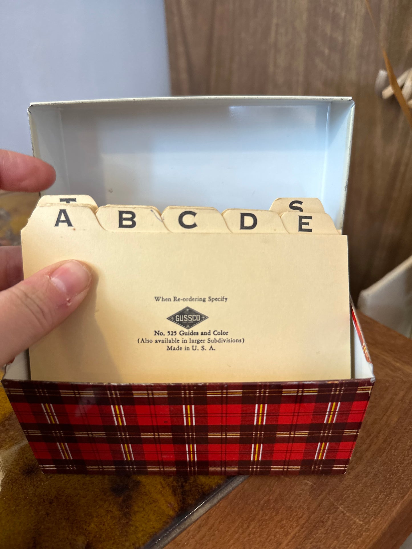 Ohio Art Company Plaid Recipe Tin / card box with inserts never used