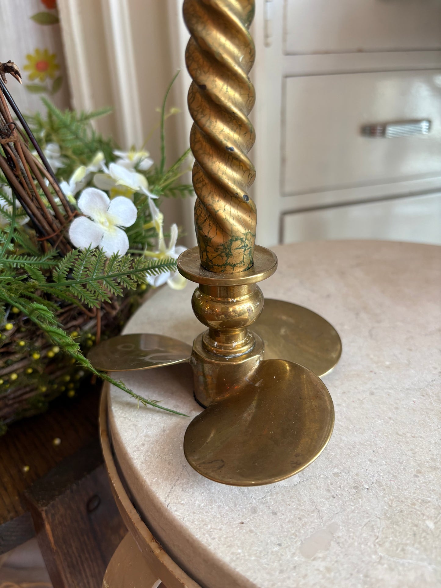 Brass propeller candle holder