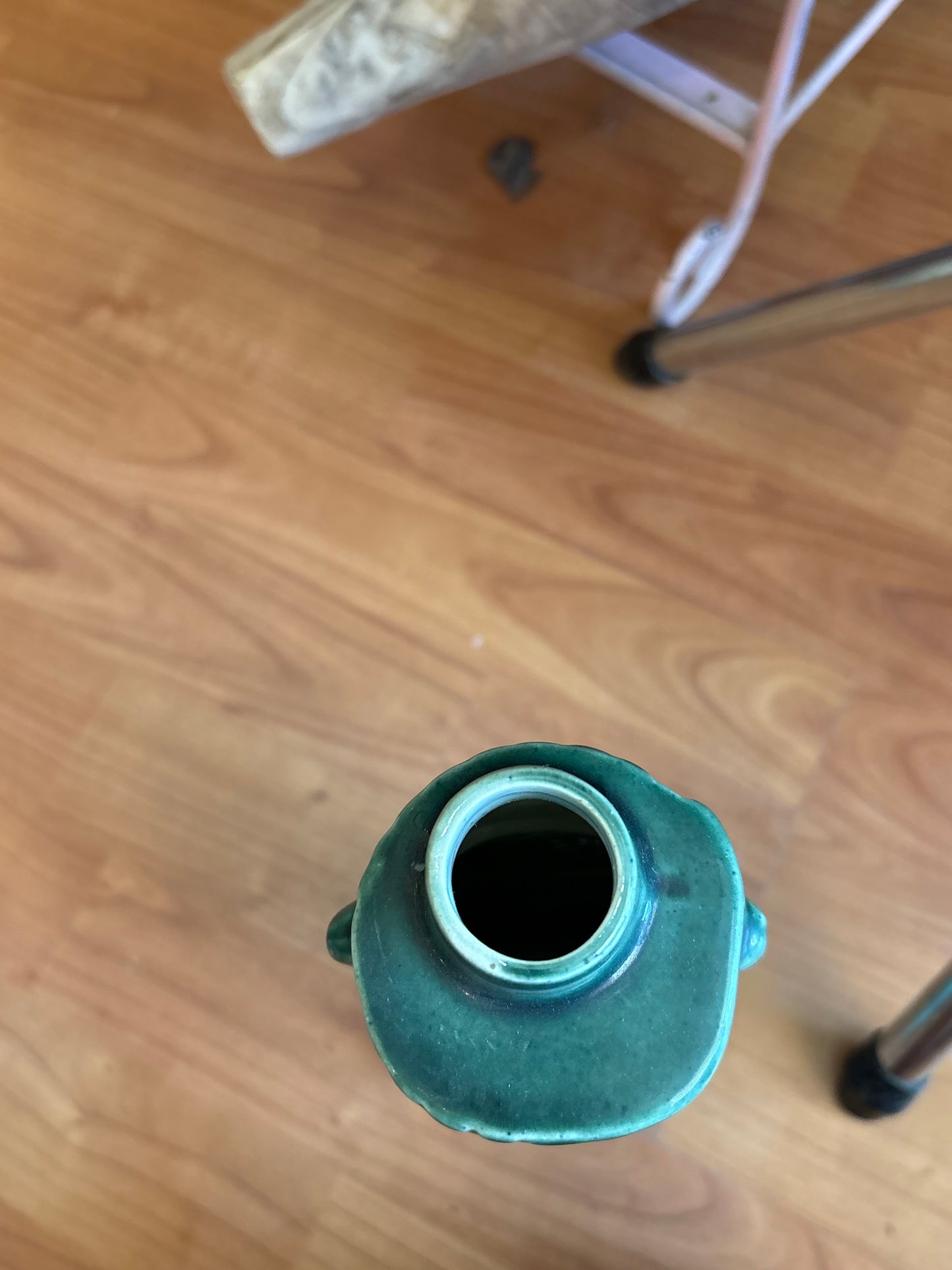 Tiki Decanter & 4 Shot Glasses