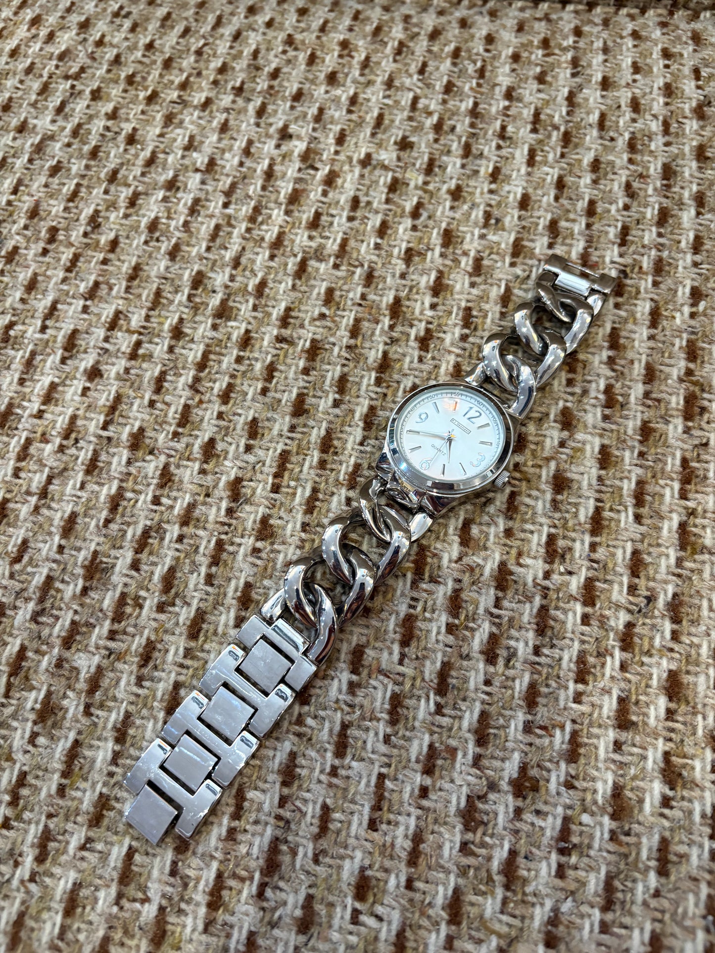 R.J Graziano Watch - Silver Base metal