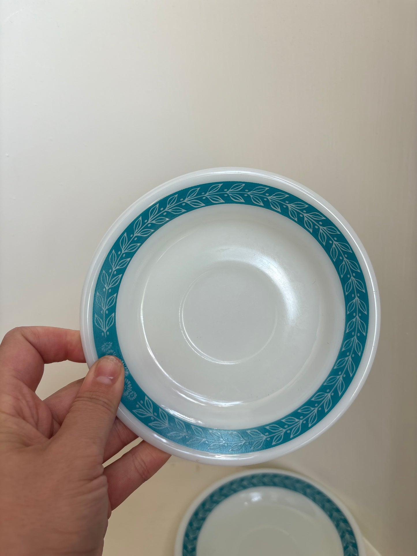 Pyrex Tableware By Corning Turquoise Blue Laurel Cup & Saucers