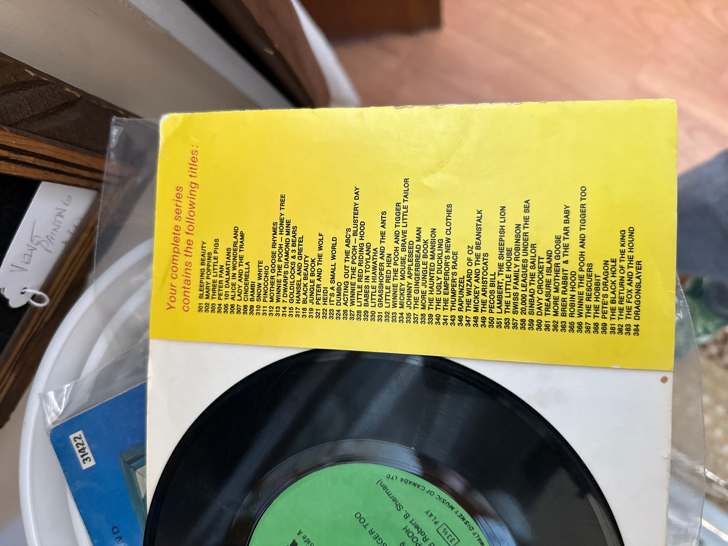 Winnie The Pooh and Tigger Too - Storybook & 33 1/2 RPM Vinyl - Disneyland Vinyl 366