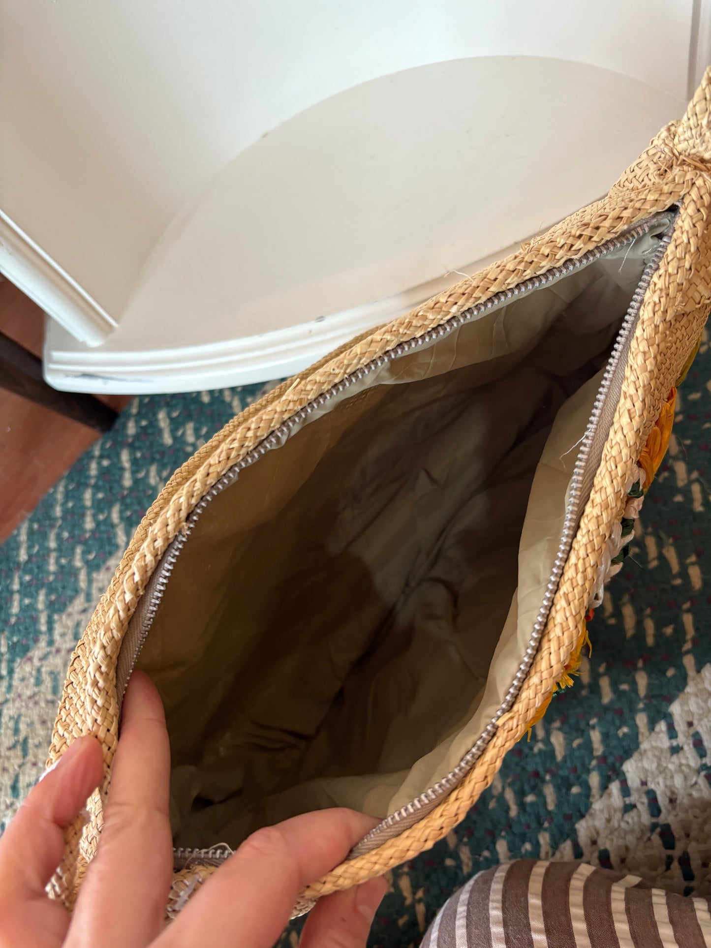 Woven floral shoulder bag