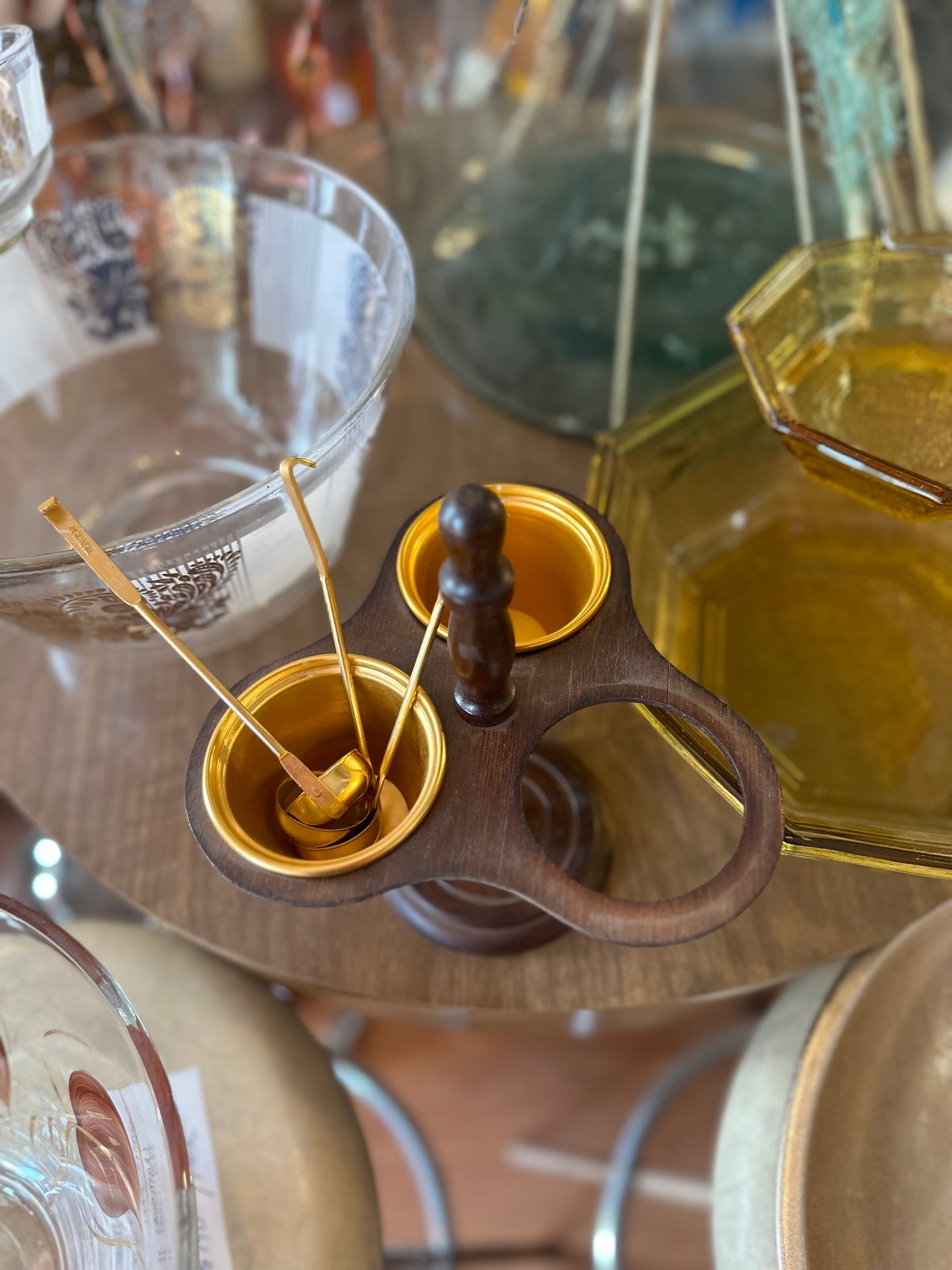 Dip & condiments server