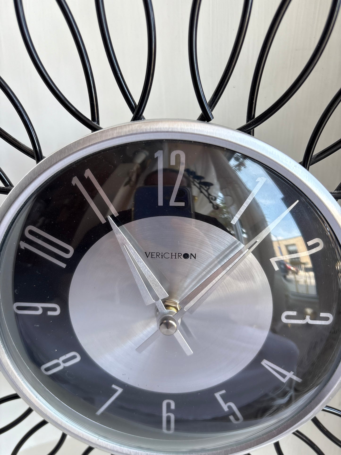 Verichron Starburst Clock - Battery Operated