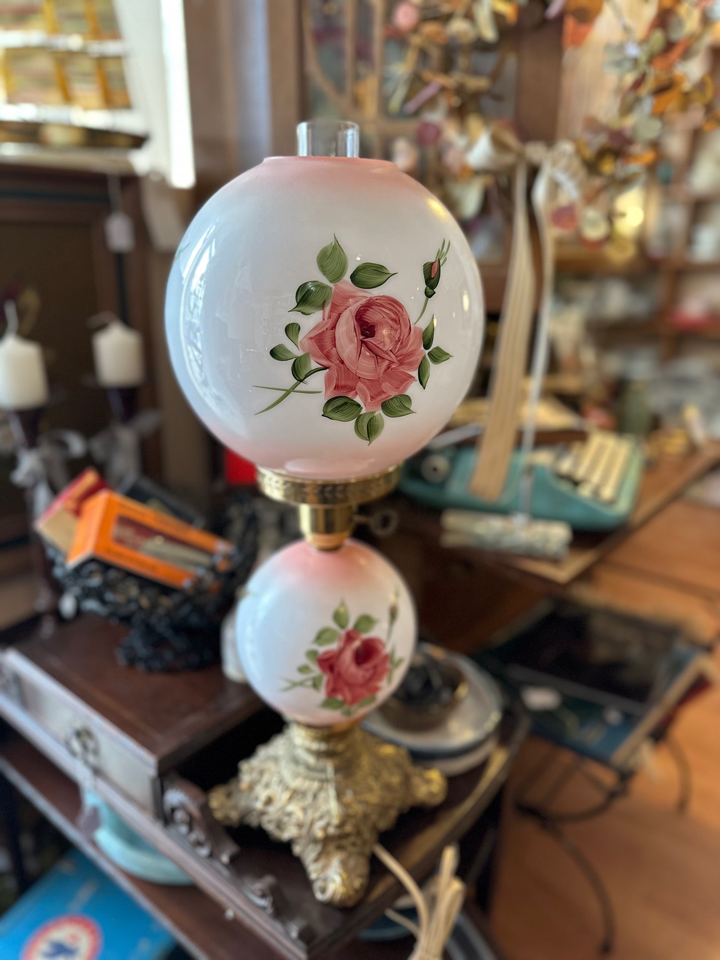 Double Globe Hand-painted lamp brass base