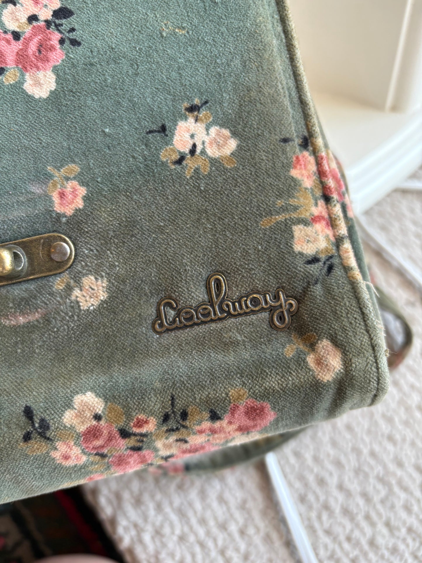 Velvety Coolway Handbag