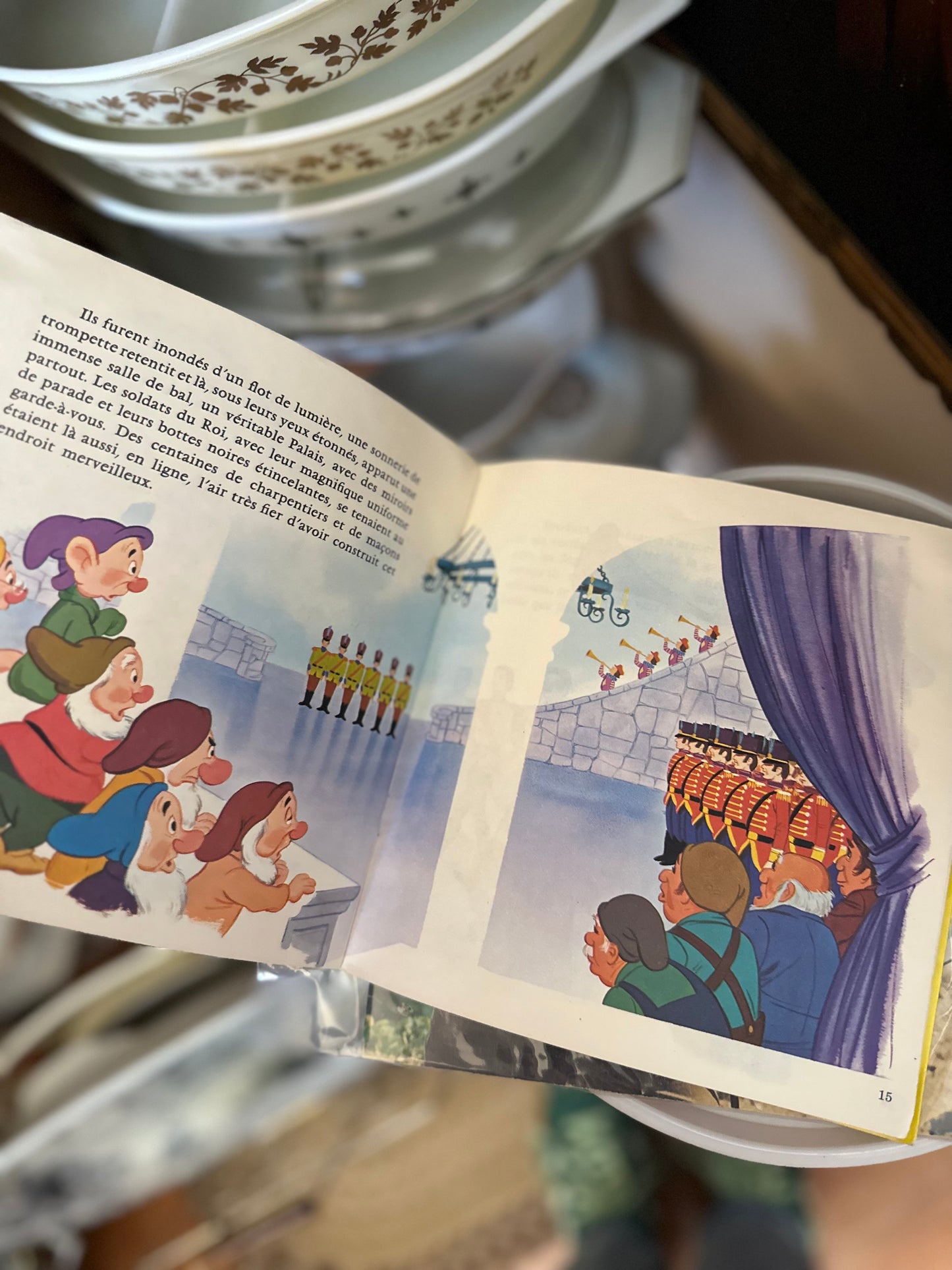 1968 Snow White (French Version) 33 1/2 Vinyl & Storybook