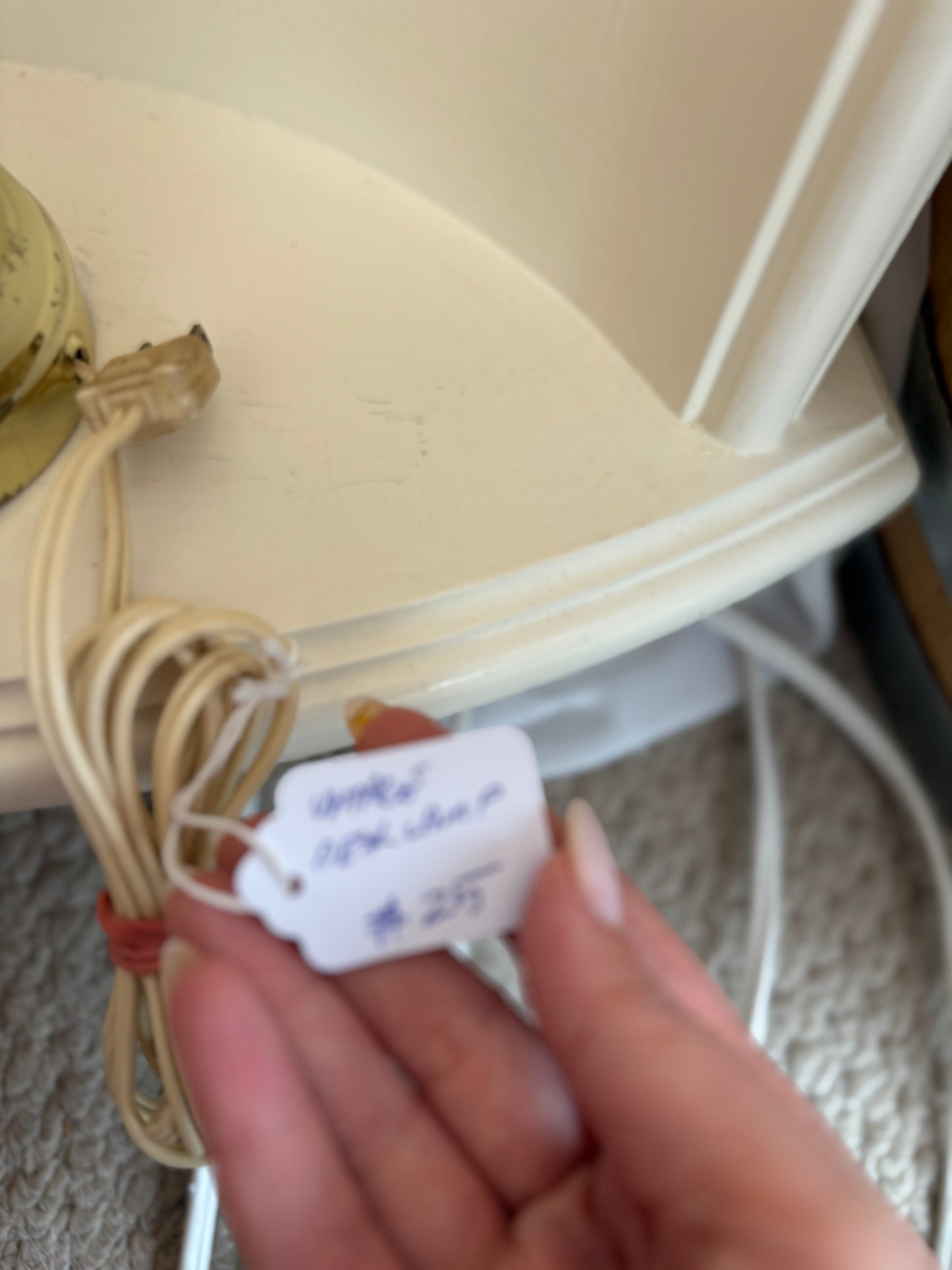 White Desk lamp with star detail