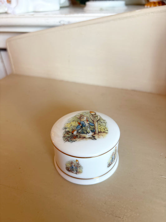 Beatrix Potter Peter Rabbit & Friends Trinket Box - Reutter Porzellan Germany