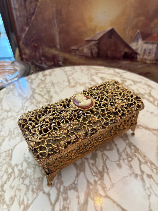 Ormolu Hollywood Regency box with cameo detail
