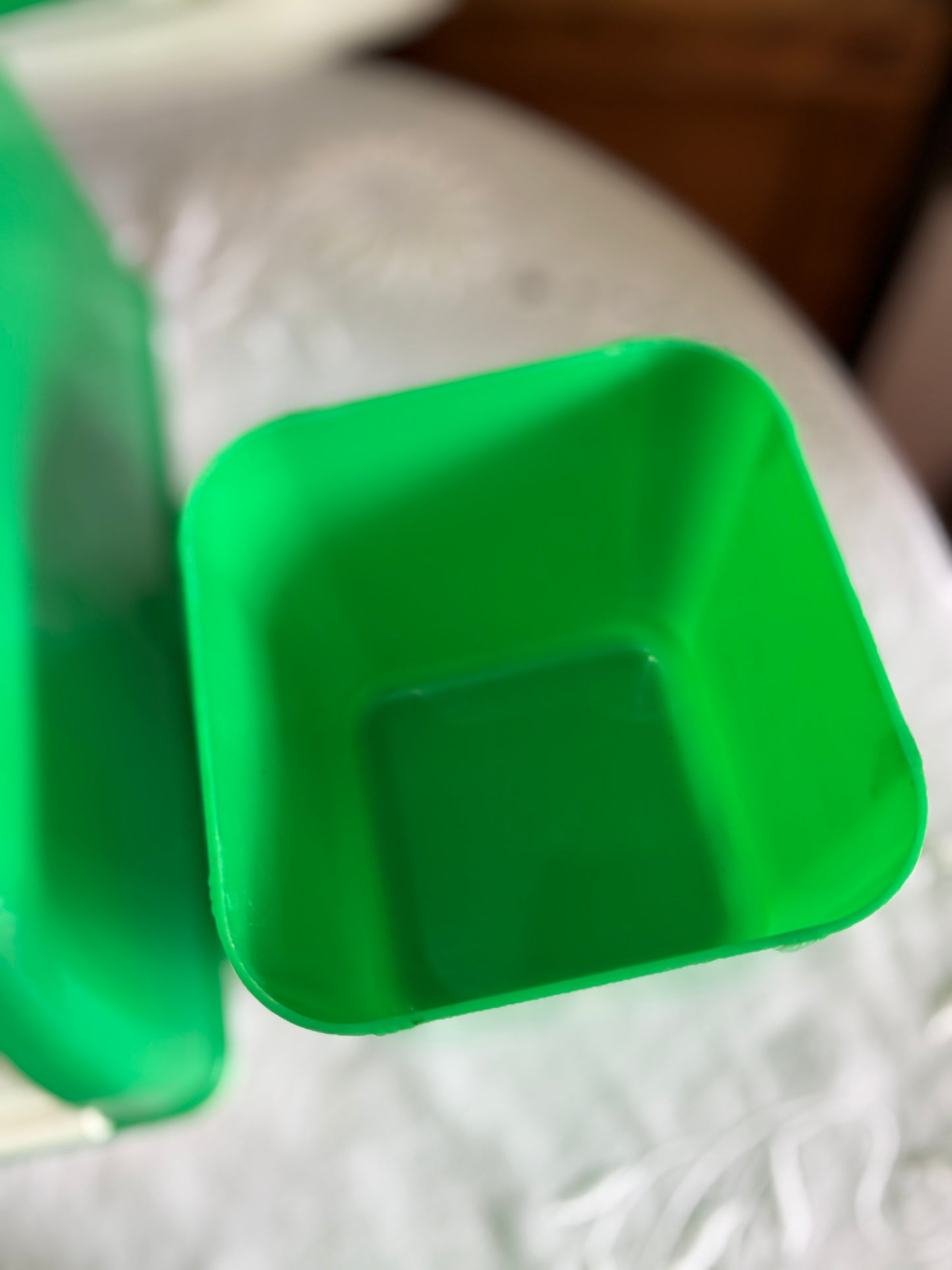 Ronaware Rona Plastic Corp Kitchen Canister & Bread Bin Set