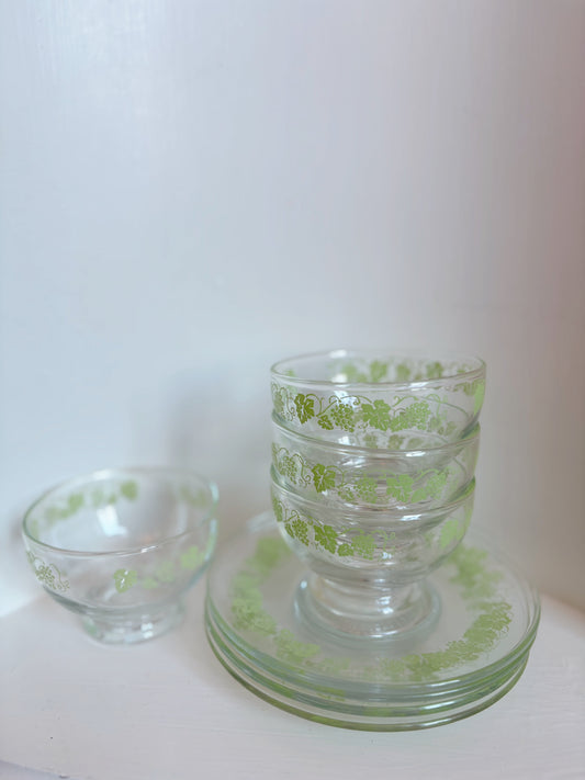 Green grapevine pattern 4 dessert cups & saucers