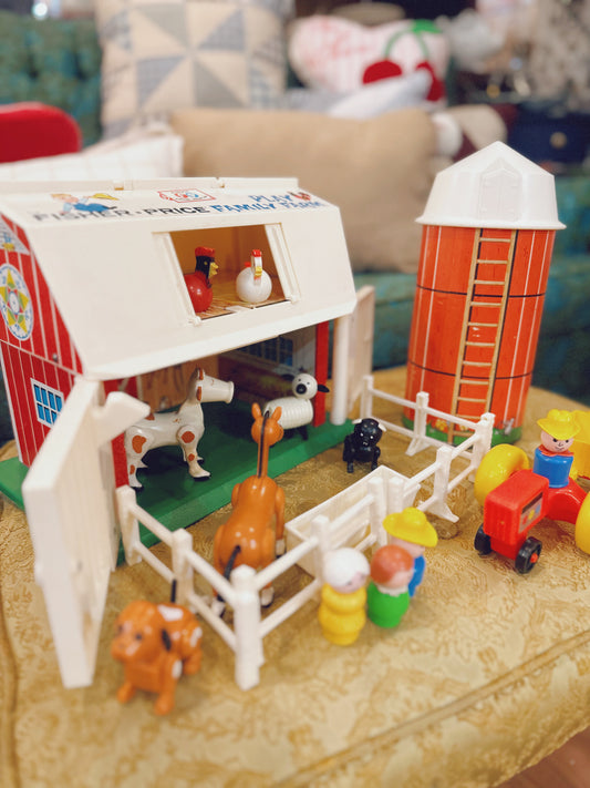 1967 Fisher Price Family Farm (complete)