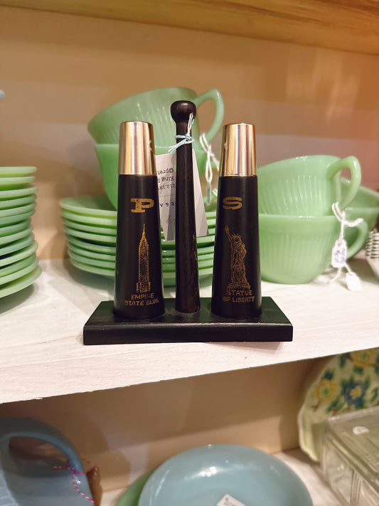 Wooden NYC Salt & Pepper Shaker Set - Empire Stare Building & Statue of Liberty