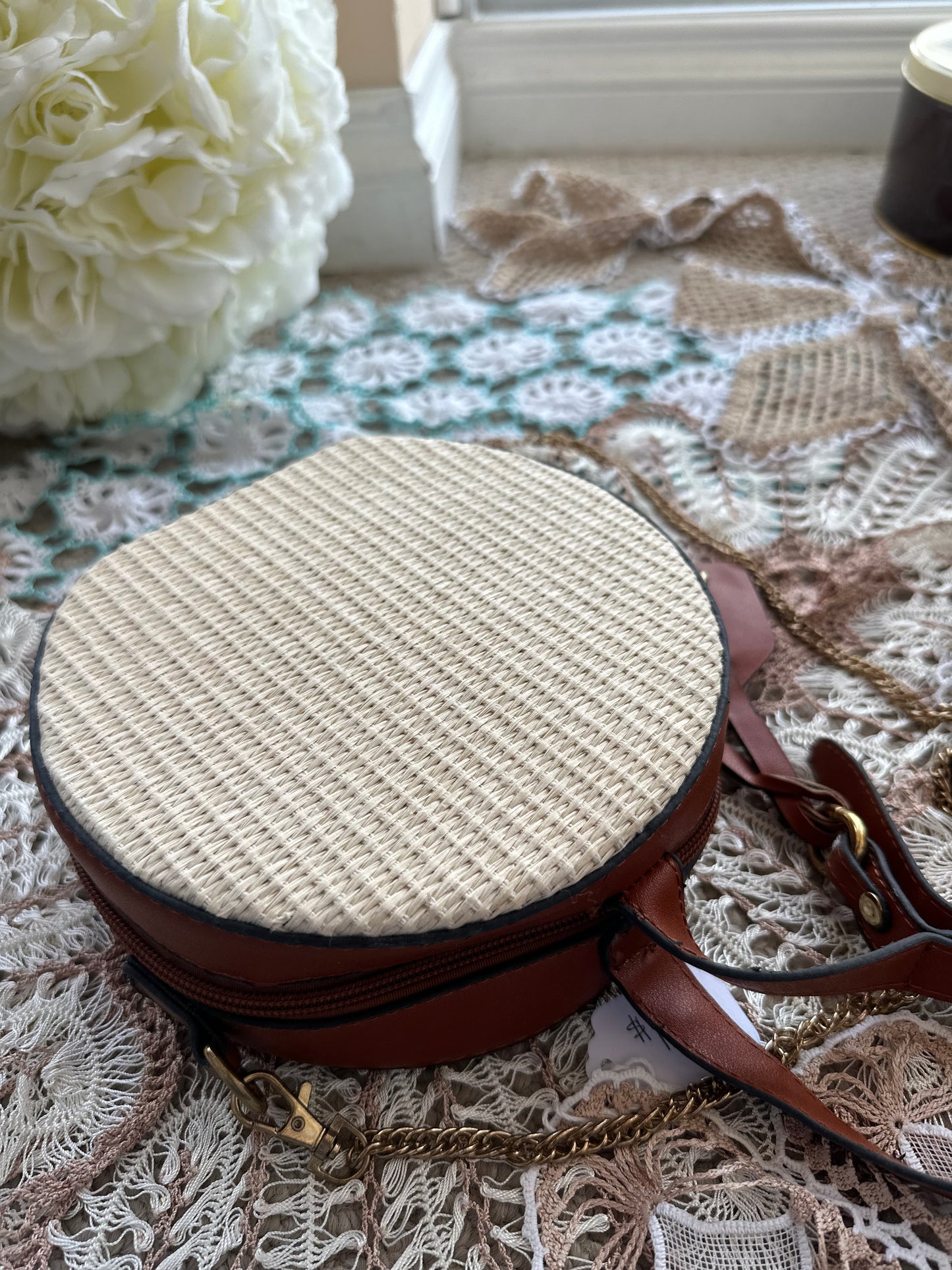 Round woven & faux leather handbag/ crossbody bag