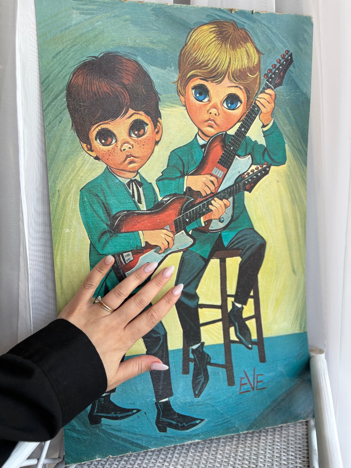 Retro Big Eyes Print - Boys with Guitars