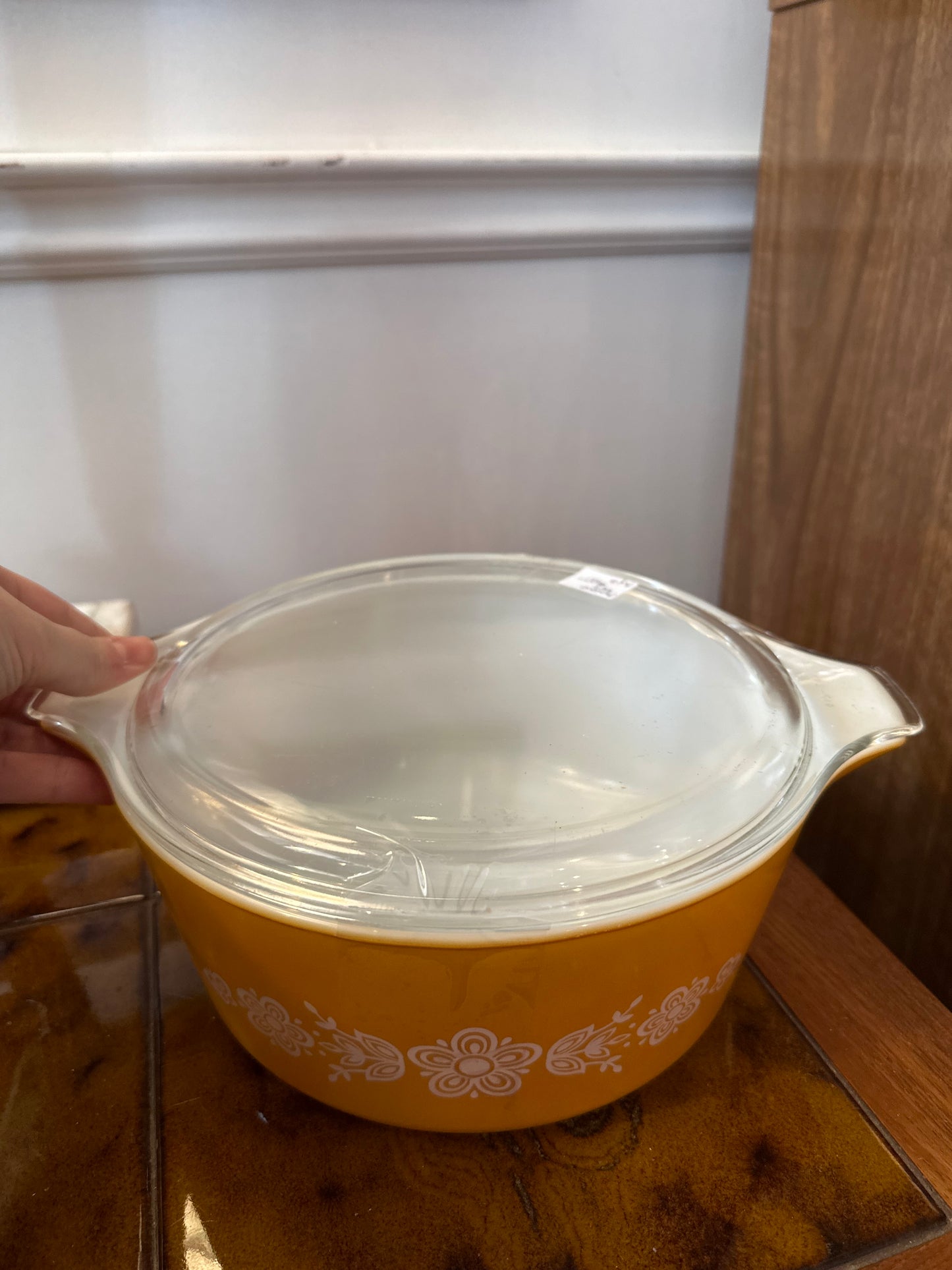 3 piece Pyrex Butterfly gold casserole set (with lids)