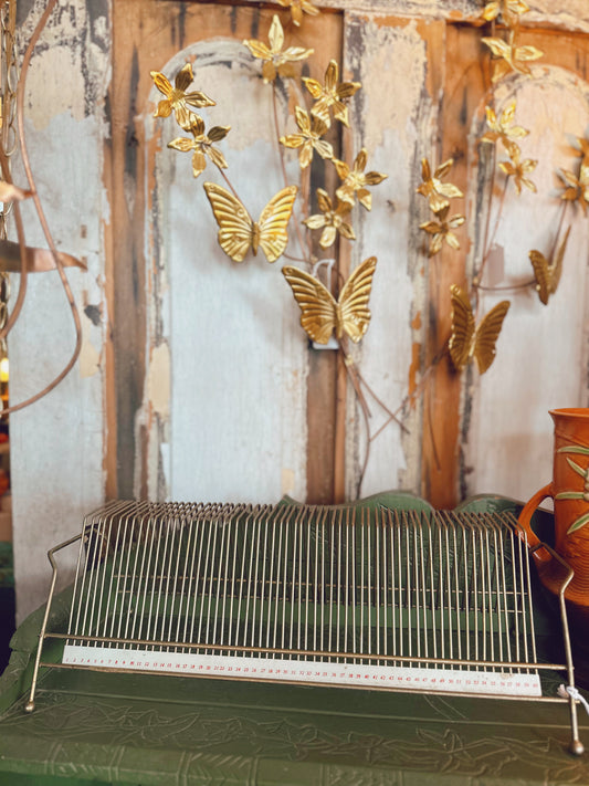 Brass Vinyl Stand with Number Chart