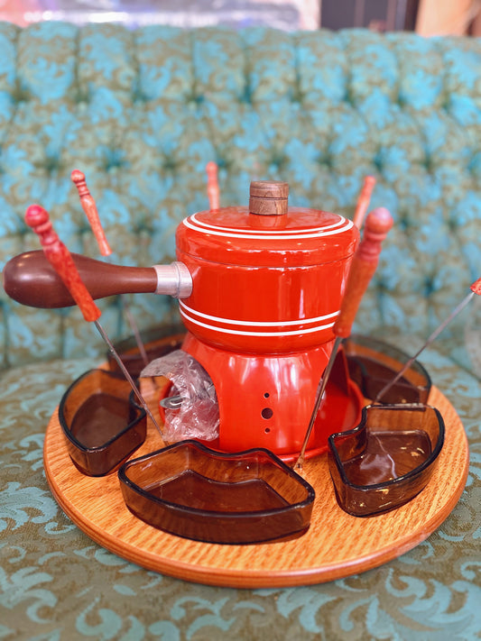 Fondue Set (complete and never used)