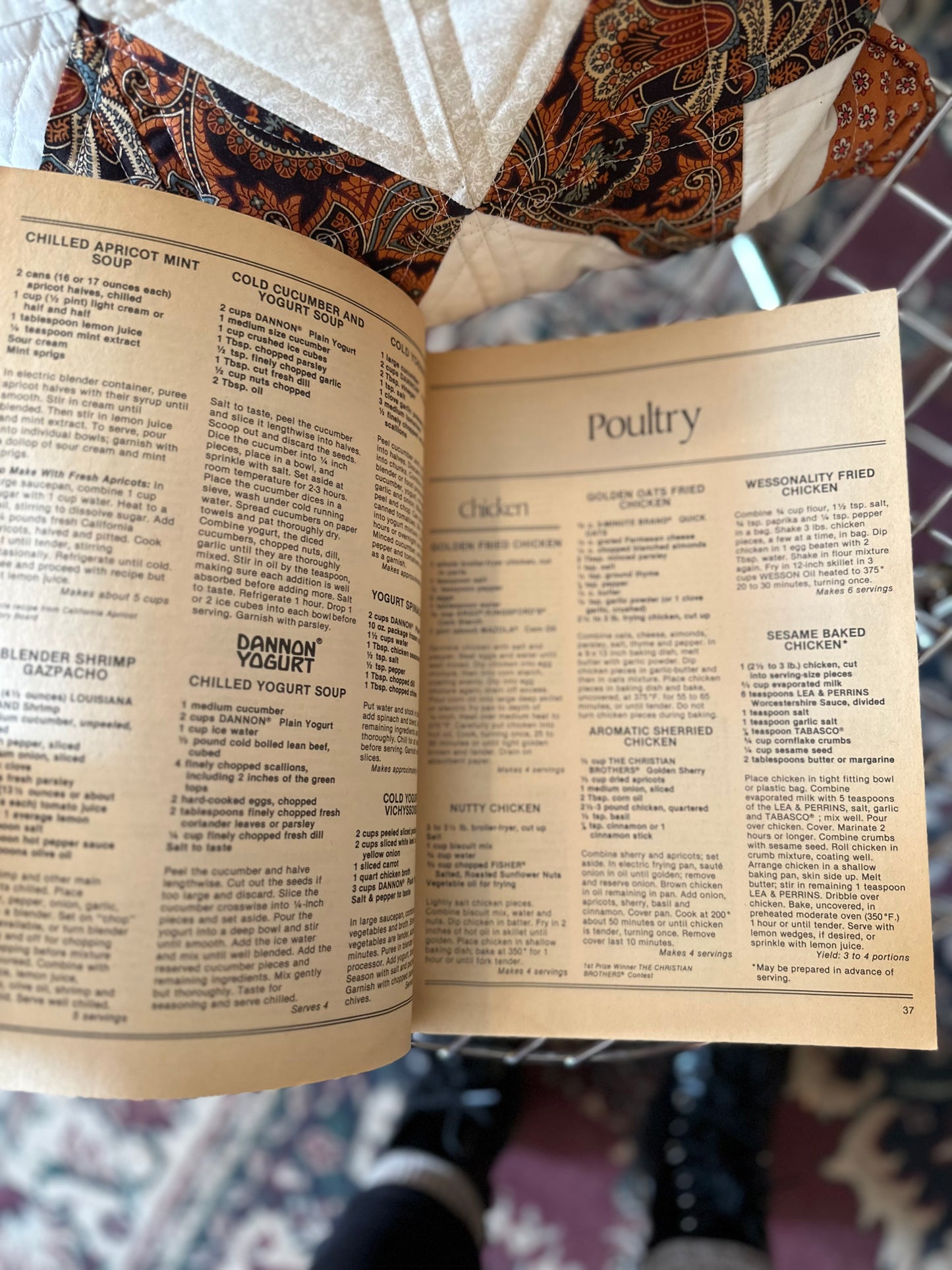 1981 Favorite Brand Name Recipe Cookbook - over 2000 Recipes