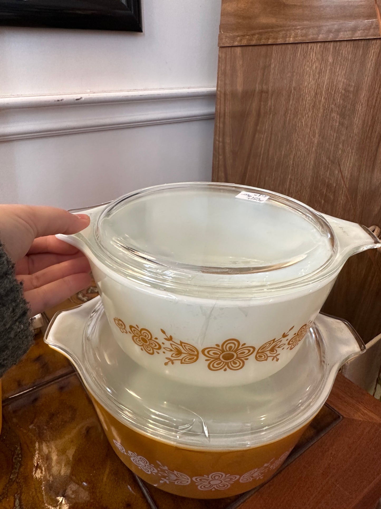 3 piece Pyrex Butterfly gold casserole set (with lids)