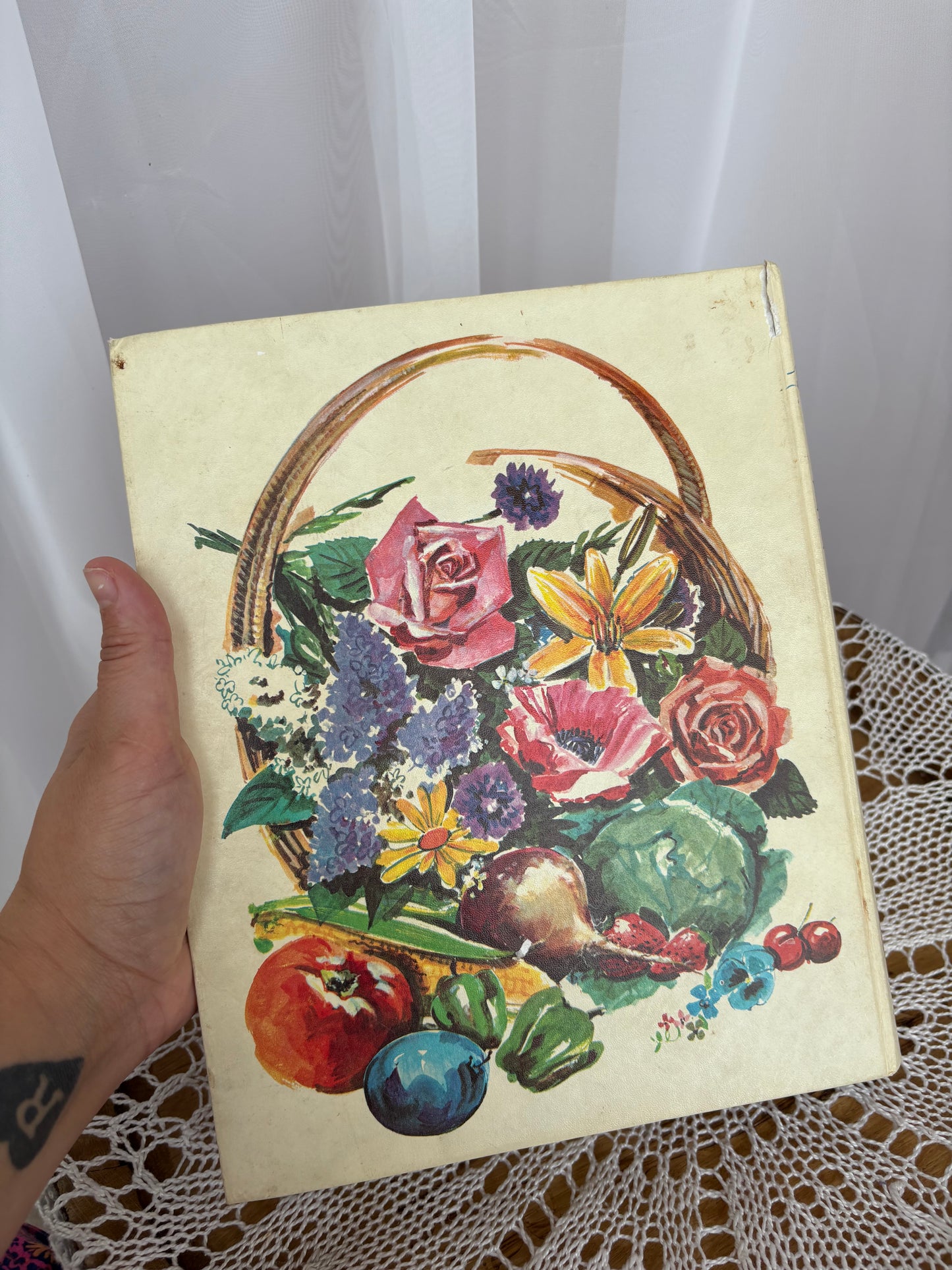 1968 Better Homes & Gardens Tabbed Binder Book