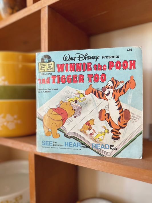 Winnie The Pooh and Tigger Too - Storybook & 33 1/2 RPM Vinyl - Disneyland Vinyl 366
