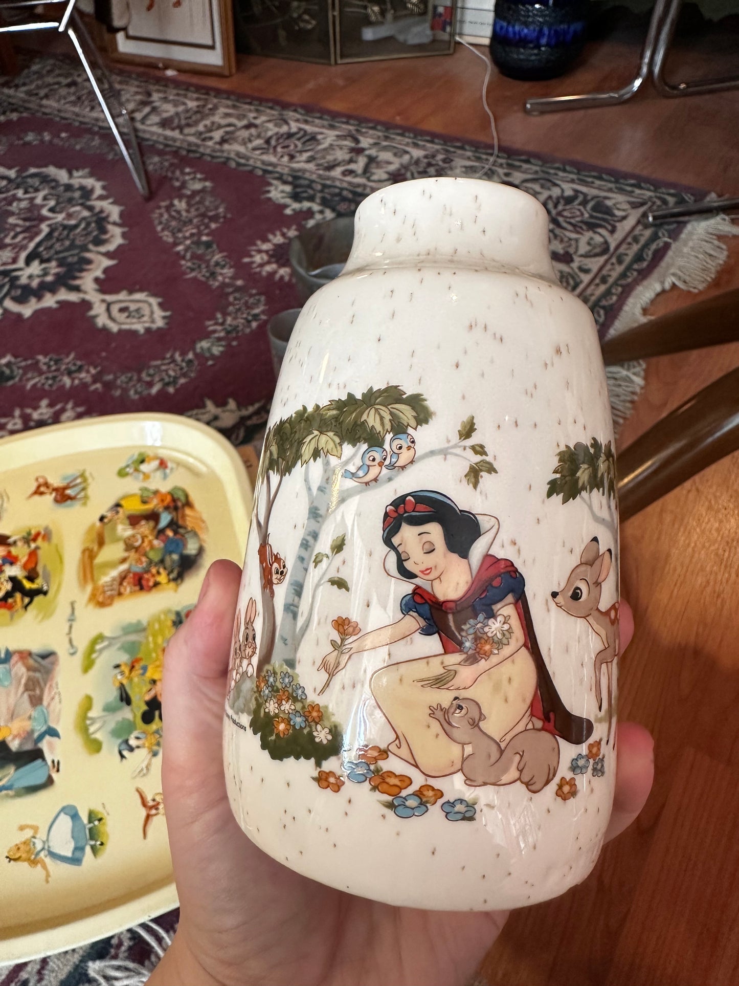 1970s Treasure Craft Disney’s Snow White and the Seven Dwarfs Vase