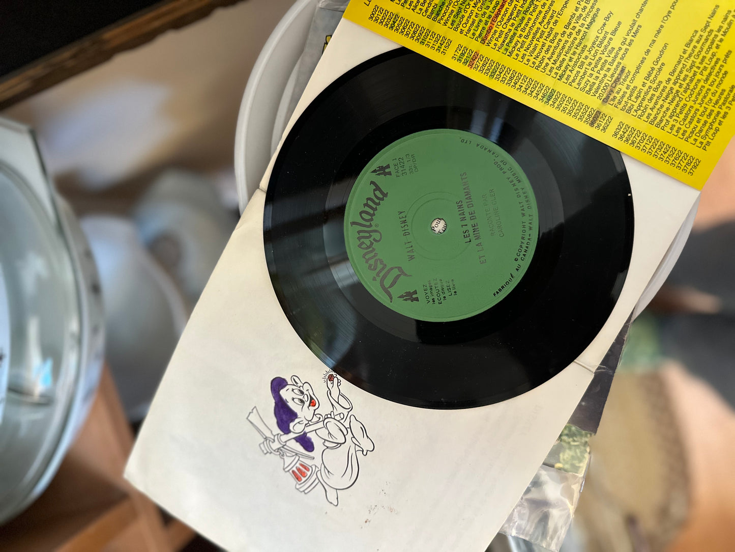 1968 Snow White (French Version) 33 1/2 Vinyl & Storybook