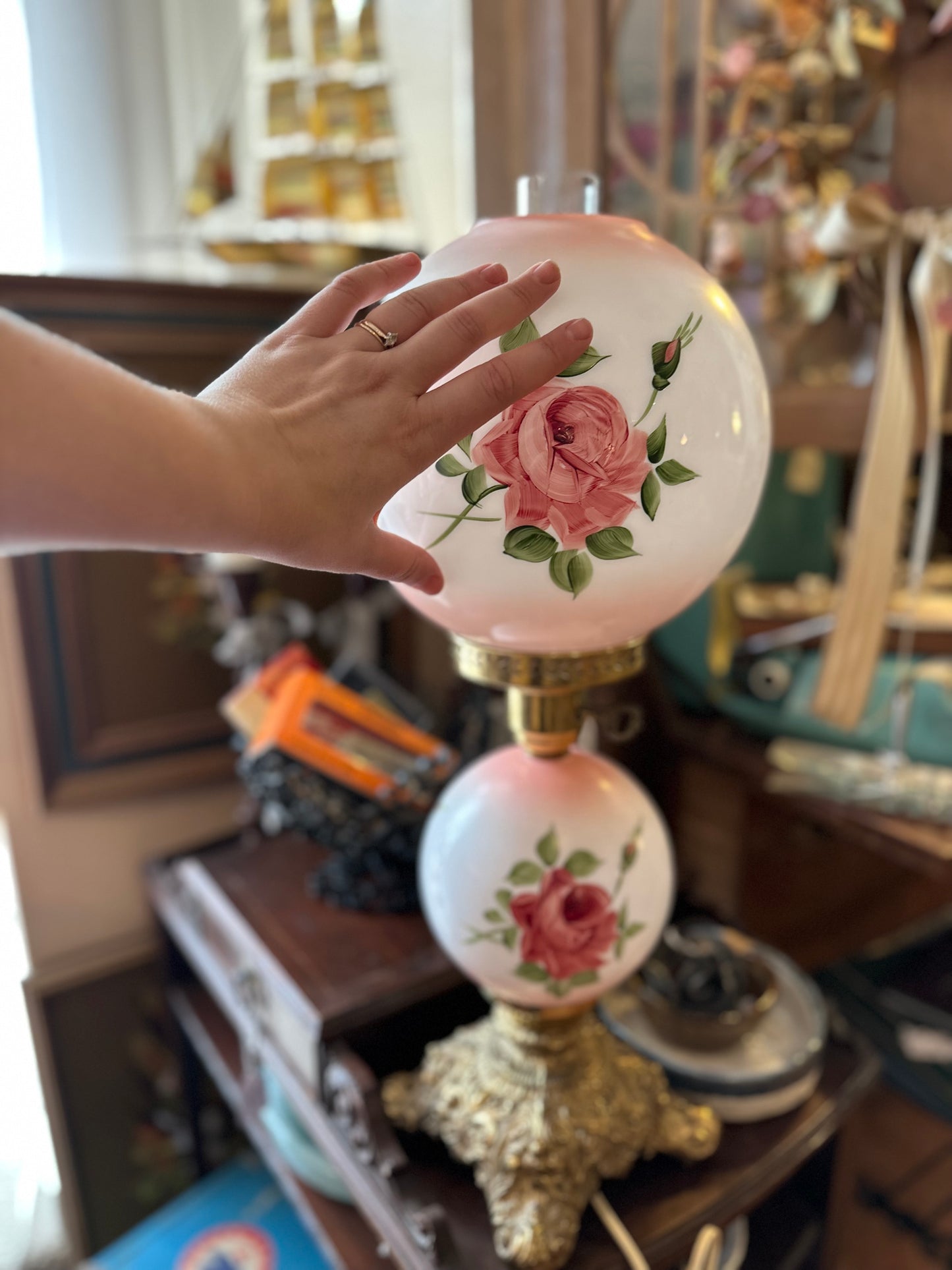 Double Globe Hand-painted lamp brass base
