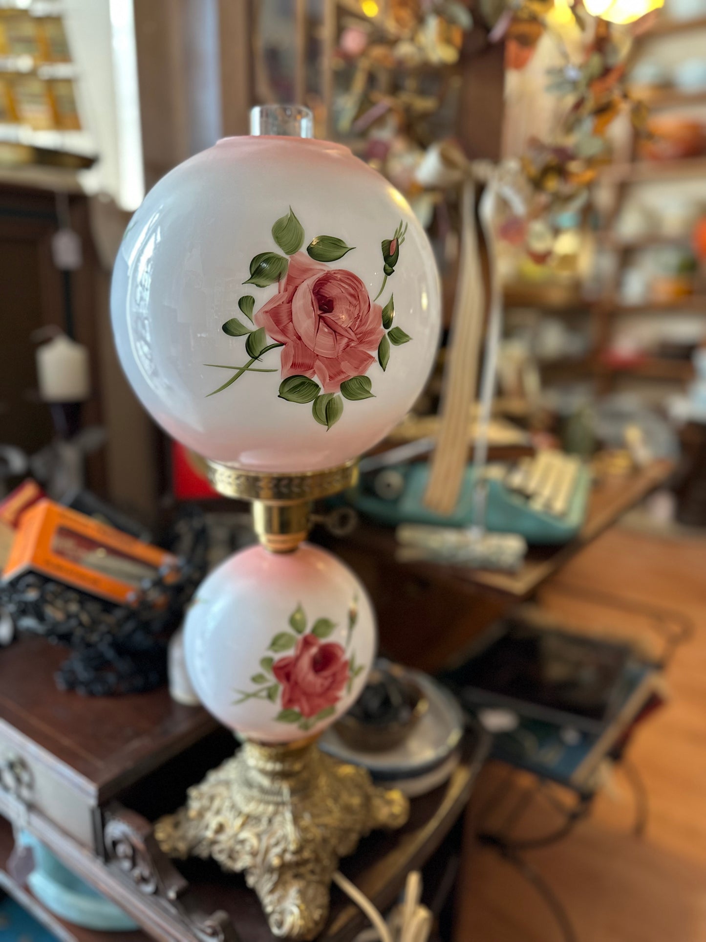 Double Globe Hand-painted lamp brass base