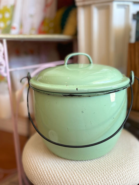 1960s YU-I China Enamelware Pot - Green