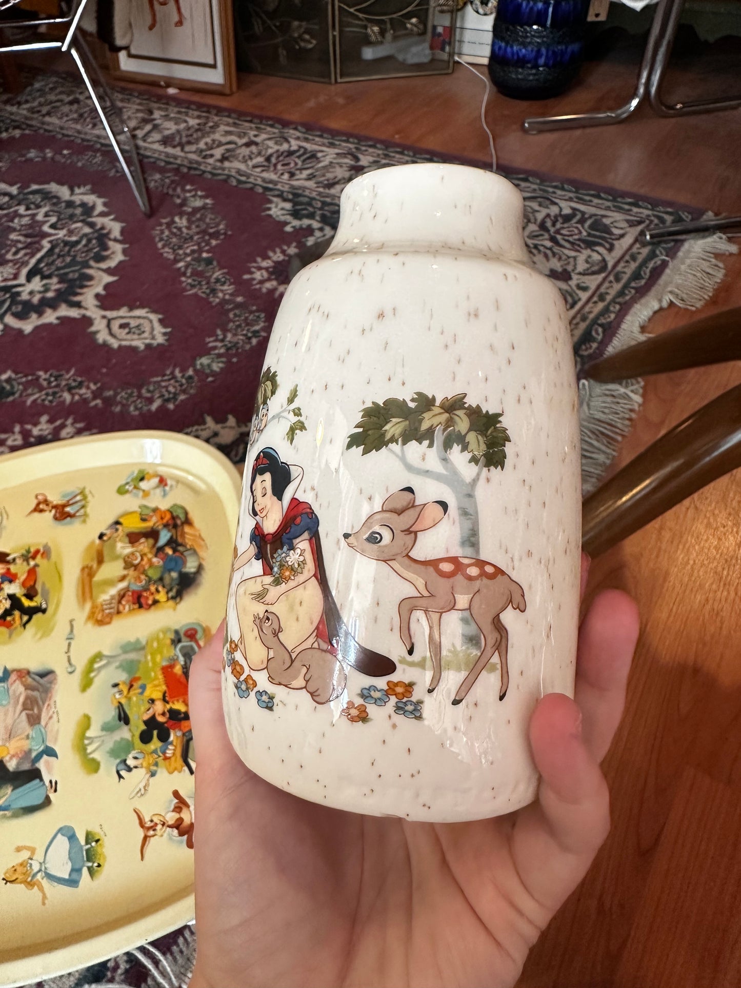 1970s Treasure Craft Disney’s Snow White and the Seven Dwarfs Vase