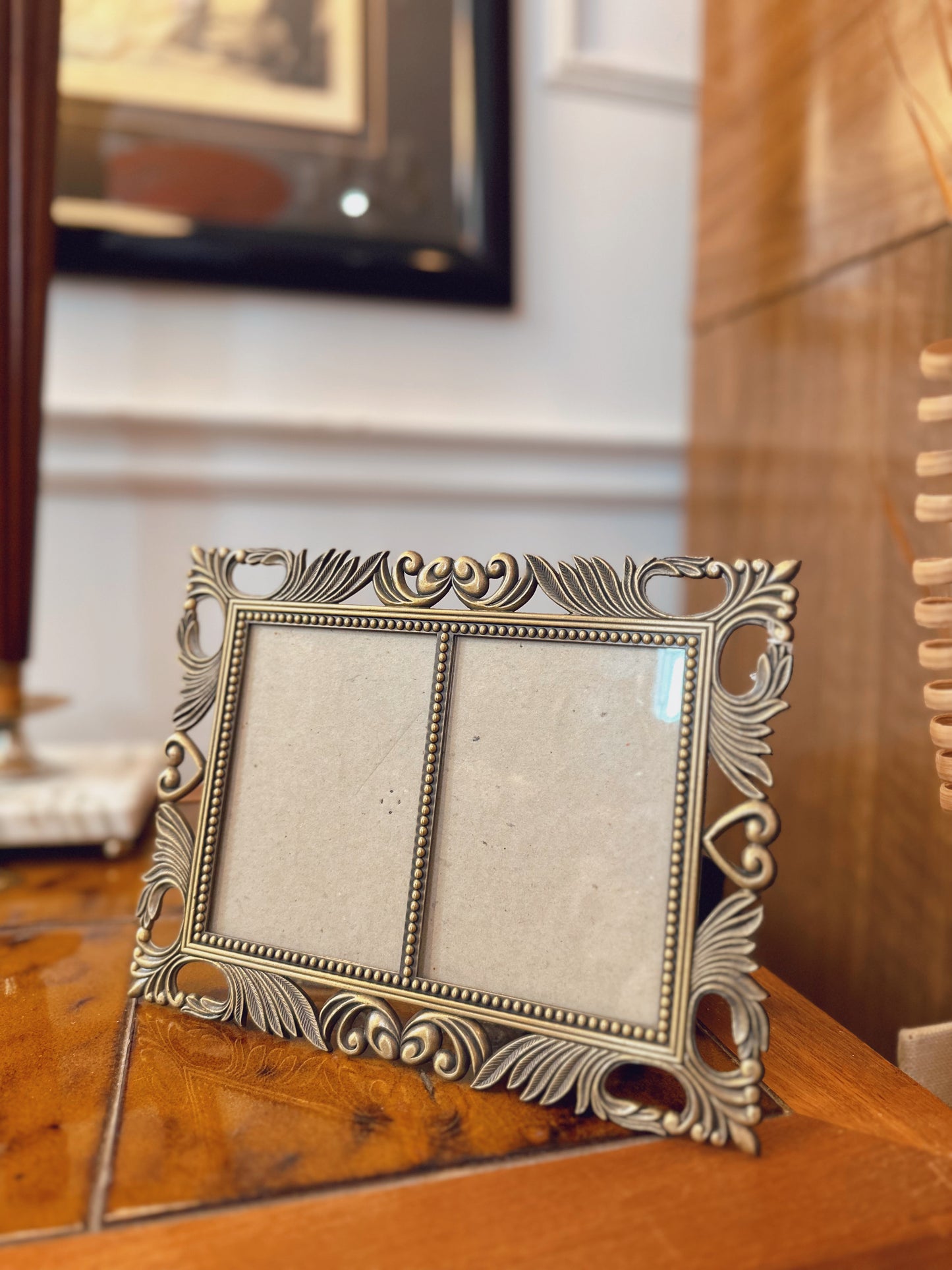 Metal heart picture frame for 2 pictures