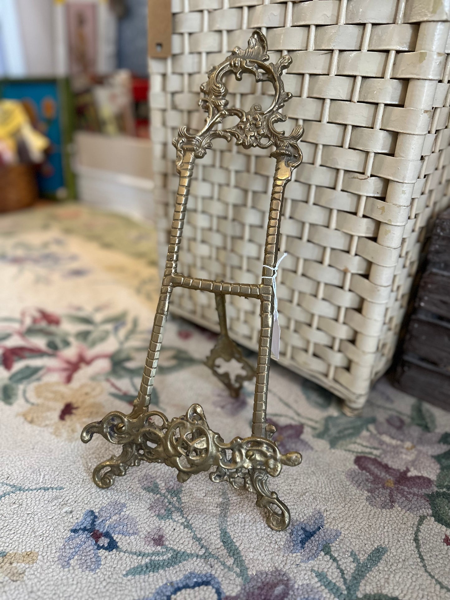 Brass picture stand