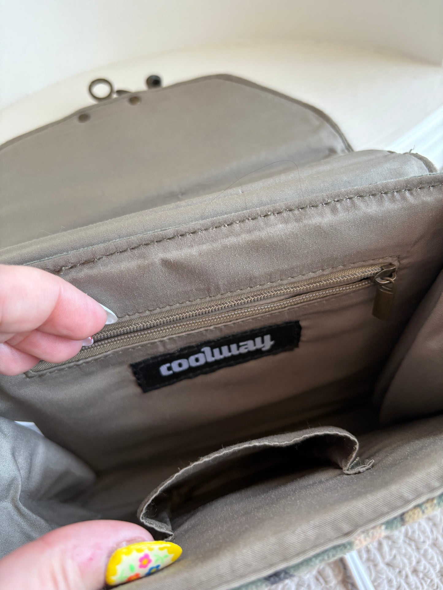 Velvety Coolway Handbag
