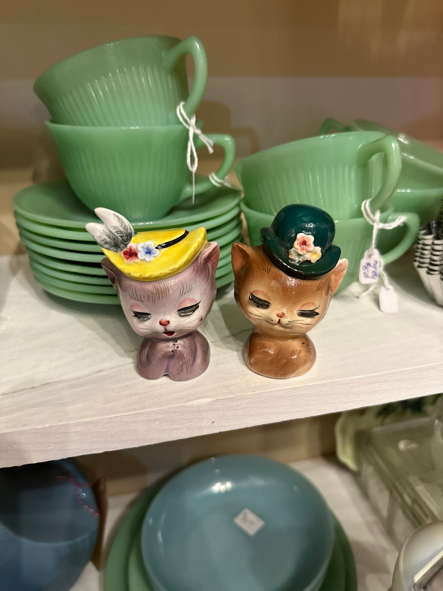 Cats with hats salt & Pepper Shakers set 6537 Japan