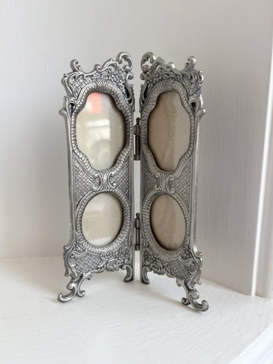 Four photo small metal picture frame