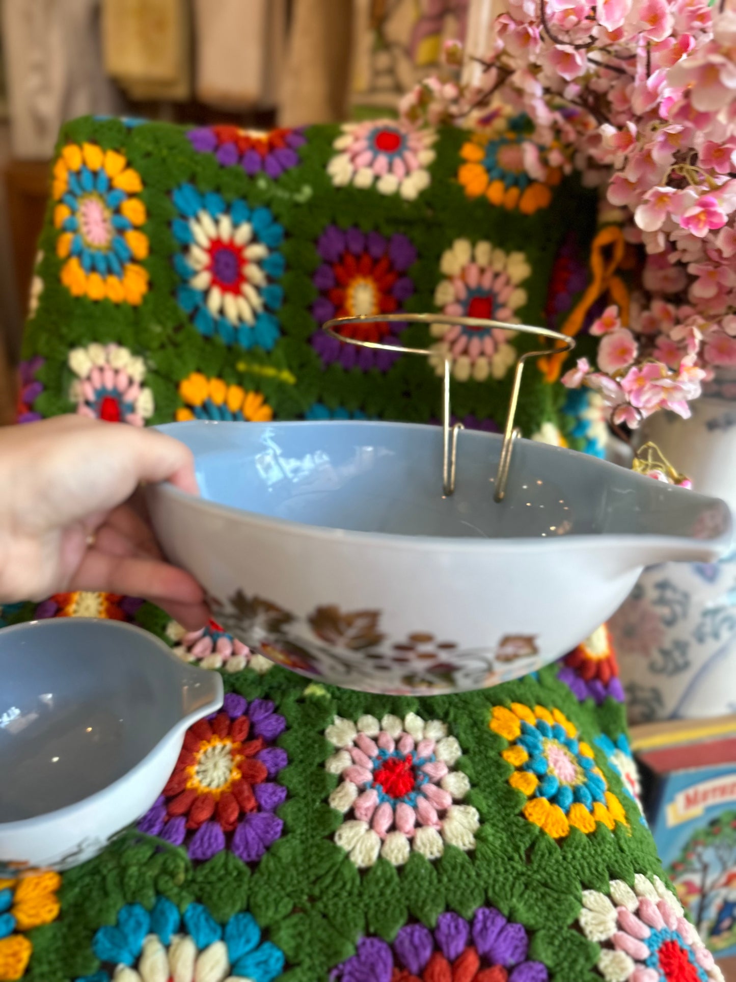 Pyrex 1960s Gold Grape Chip & Dip Bowl