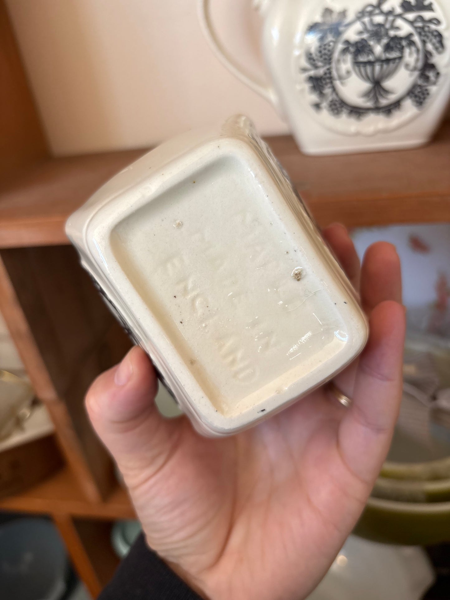 London, Made in England Teapot set