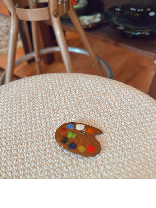 Metal paint palette brooch