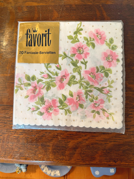 Favorit Pink Floral paper napkins - made in Germany