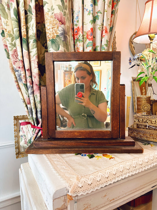 Square vanity/ tabletop mirror