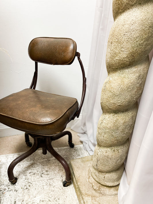 1930s Dumore Industrial Swivel Chair