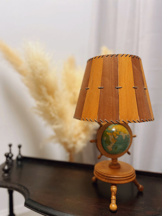 Cabin globe lamp
