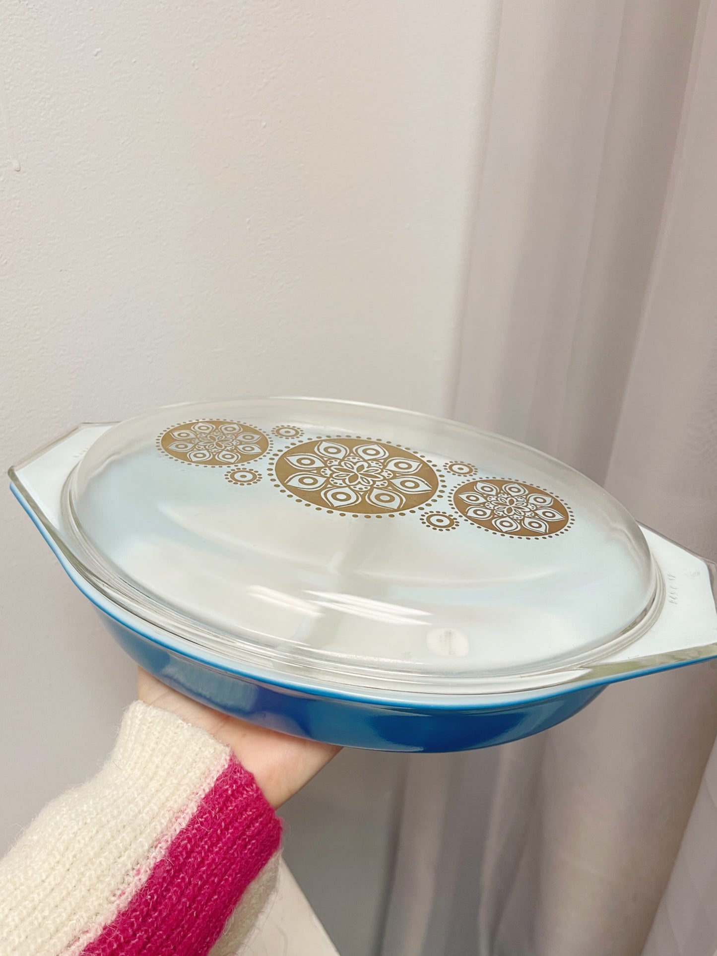 Pyrex Royal Blue Divided Casserole dish Gold Medallion