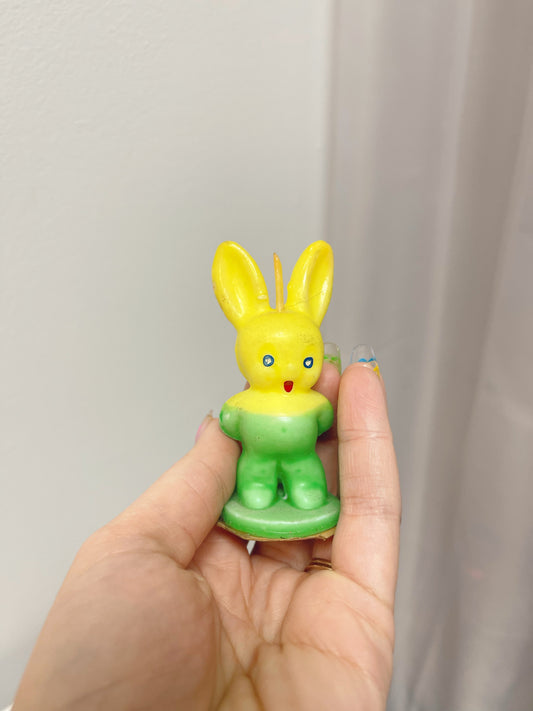 Green & Yellow bunny Gurley Candle