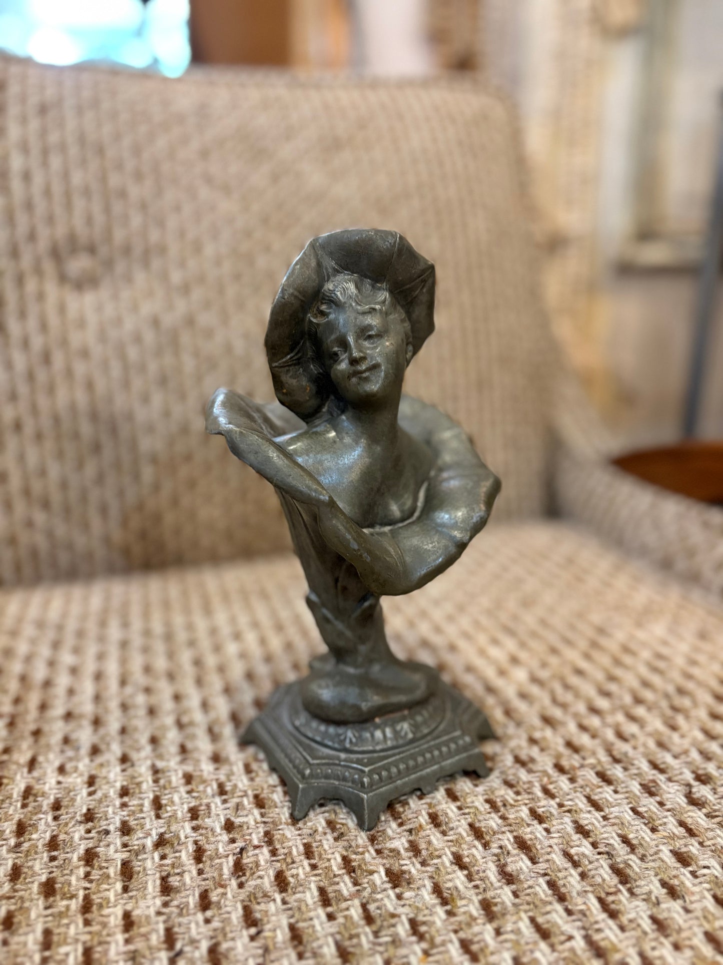 “Femme Fleur” Henri Godet Bronze Heavey Cast (1890s-1910) unsigned