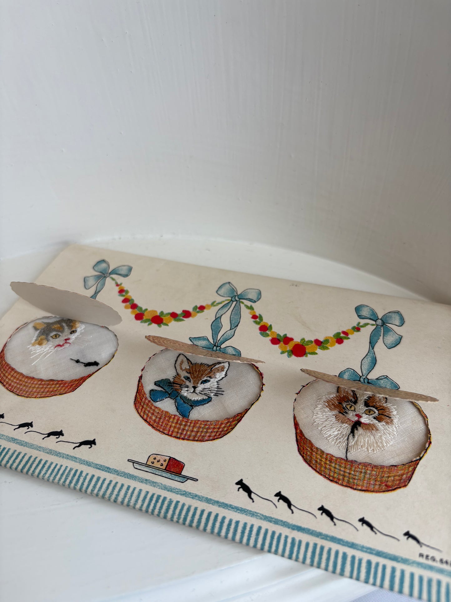 Cats in baskets handkerchief set - made in Austria